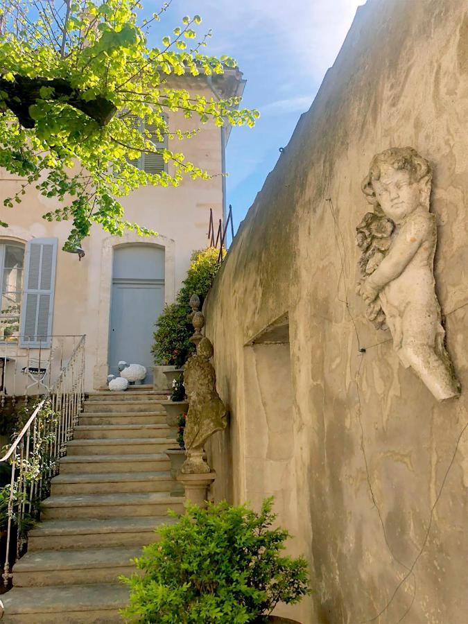 Le Petit Chateau Châteauneuf-de-Gadagne Exterior foto